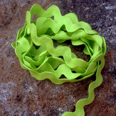 Ric Rac - 3 yards Lime Green-riley blake designs ric rac cotton lime green