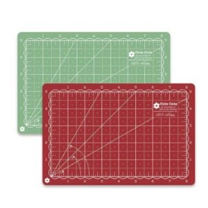 Lori Holt Cute Cuts Cutting Mat 5" x 8"